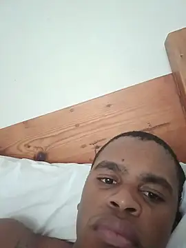 Snapshot of Bedroom_Gangster007 chatting on October 28, 1:03 pm Bedroom Gangster007 online show from October 28, 1:03 pm