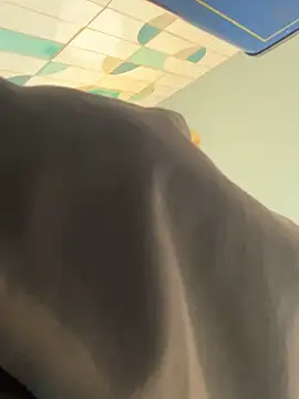 Snapshot of yummy0322 chatting on September 19, 12:50 pm yummy0322 online show from September 19, 12:50 pm