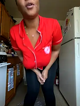 yummy0322 online show from November 24, 1:33 pm