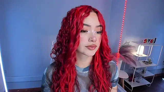 Camila Rivers online show from April 18, 4:55 pm