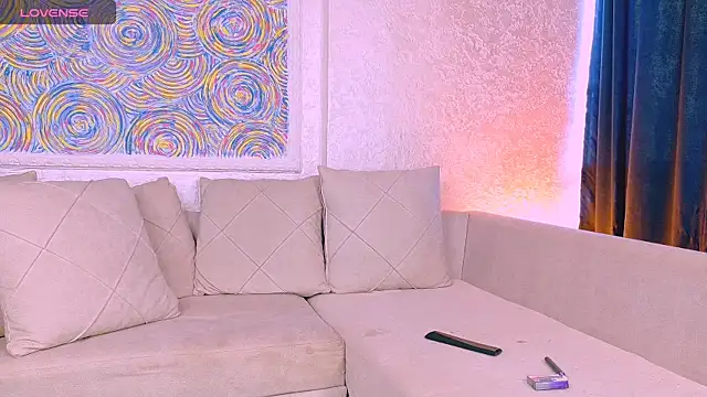 marrenaa online show from September 22, 4:03 am