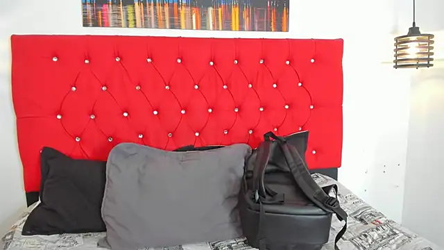 carolinacrus01 online show from September 24, 3:48 pm