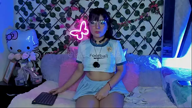 isabel jaames online show from May 28, 10:07 pm