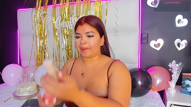 Gigi duran online show from April 28, 1:27 pm