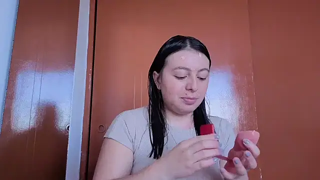 MiaKimky online show from November 7, 3:01 pm