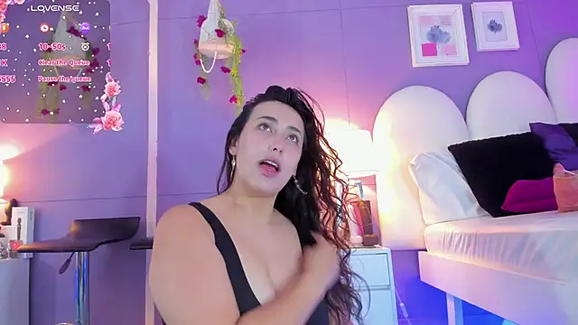 my aleja  online show from October 11, 1:20 pm