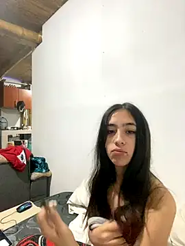 juliie star online show from November 8, 5:40 am