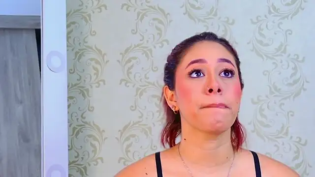 Sofy-Acevedo online show from December 18, 2:23 pm