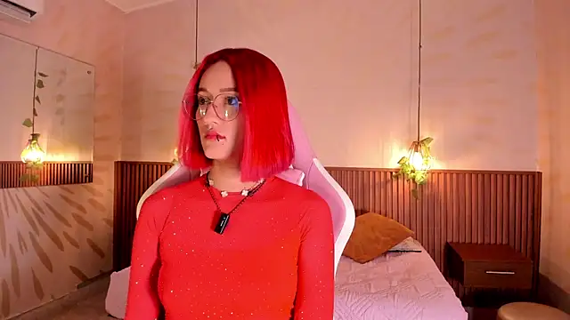 daphne courtis online show from March 30, 3:07 am