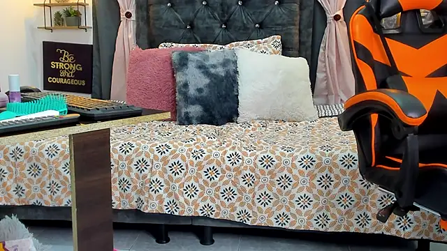 AustinCole01 online show from November 3, 3:30 am