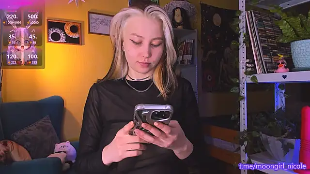 Nicole matt online show from November 23, 8:19 pm