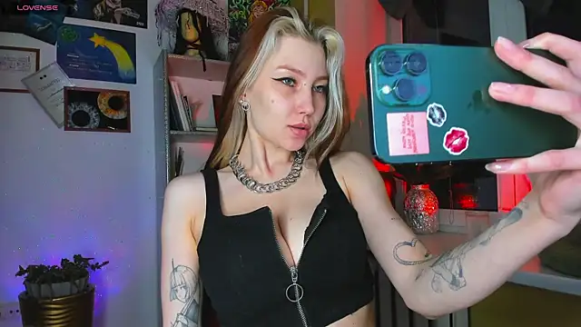 Nicole matt online show from May 17, 8:16 pm