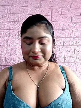 hornyriyanka online show from March 30, 2:56 am