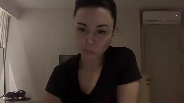 Snapshot of Gilin1 chatting on December 18, 8:48 pm Gilin1 online show from December 18, 8:48 pm