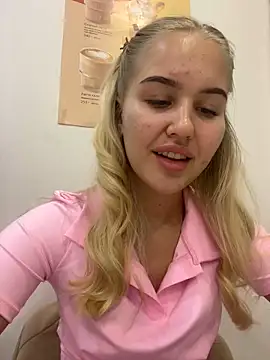 CandyVice online show from December 18, 5:08 pm