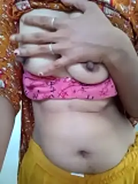 kittu0987 online show from April 2, 3:48 am