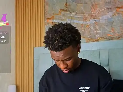 Snapshot of pipedark_ chatting on November 11, 3:17 am pipedark online show from November 11, 3:17 am