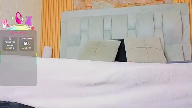 Snapshot of pipedark_ chatting on November 29, 3:20 am pipedark online show from November 29, 3:20 am