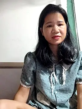 Snapshot of Maria2299 chatting on October 20, 7:47 pm Maria2299 online show from October 20, 7:47 pm