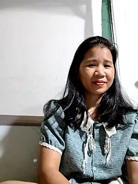 Snapshot of Maria2299 chatting on October 29, 4:37 am Maria2299 online show from October 29, 4:37 am