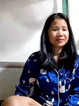 Snapshot of Maria2299 chatting on November 4, 3:44 pm Maria2299 online show from November 4, 3:44 pm