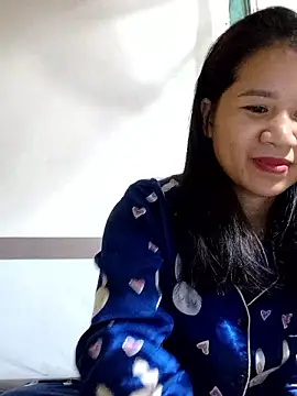 Snapshot of Maria2299 chatting on November 5, 6:02 am Maria2299 online show from November 5, 6:02 am