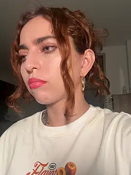 imhelena online show from January 10, 12:01 am