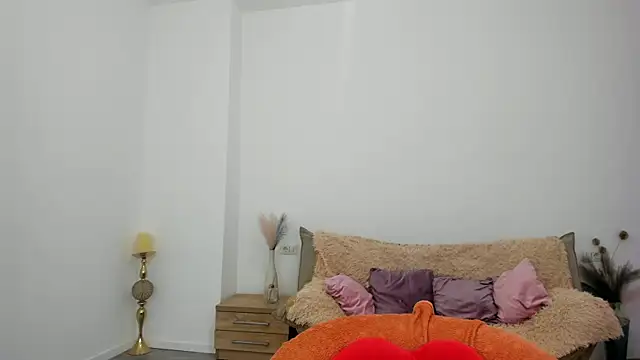 Kylie Kathy online show from September 13, 7:02 pm