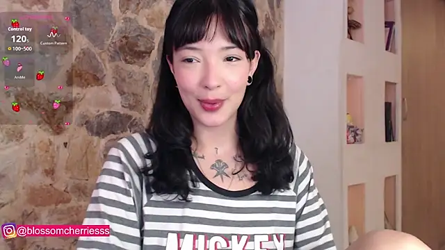 slobberynjuicy  online show from September 11, 2:06 pm