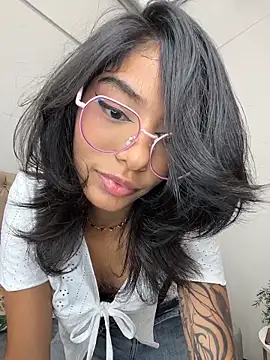 TweetiePieXXX online show from February 23, 9:12 pm