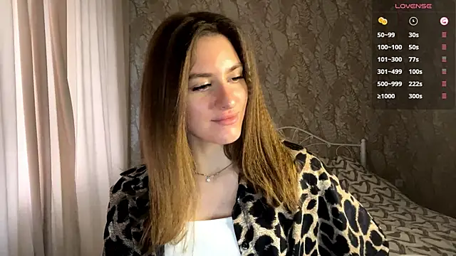 miainheat online show from December 21, 9:05 am