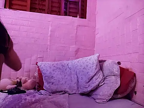 Snapshot of Kellye_hotTs chatting on January 19, 7:01 am Kellye hotTs online show from January 19, 7:01 am