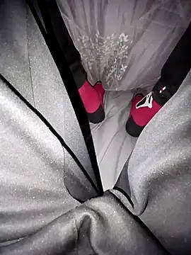 Snapshot of GhostYangempela chatting on October 3, 9:39 am GhostYangempela online show from October 3, 9:39 am