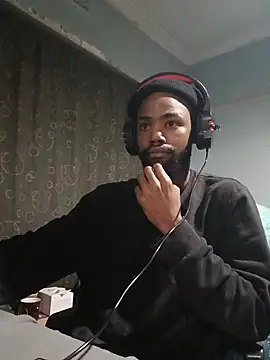 Snapshot of GhostYangempela chatting on November 7, 6:52 pm GhostYangempela online show from November 7, 6:52 pm