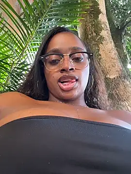 darle volant online show from April 4, 9:34 pm