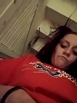 Snapshot of SweetnessSugar chatting on November 17, 10:10 am SweetnessSugar online show from November 17, 10:10 am