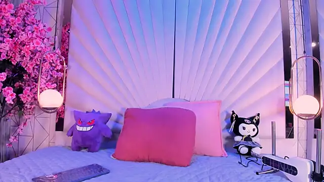 Snapshot of VesperVelvet chatting on April 26, 5:05 am VesperVelvet online show from April 26, 5:05 am