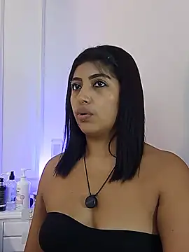 Snapshot of Kaylachannell chatting on June 10, 3:29 am Kaylachannell online show from June 10, 3:29 am