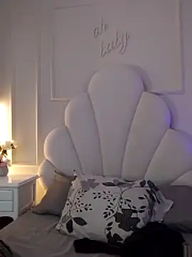 Snapshot of Kaylachannell chatting on June 30, 3:40 am Kaylachannell online show from June 30, 3:40 am