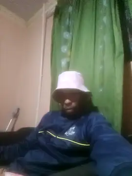 Snapshot of KingBonga chatting on September 14, 7:35 pm KingBonga online show from September 14, 7:35 pm