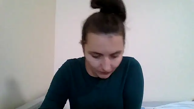 DInaraXRose online show from September 9, 10:15 am