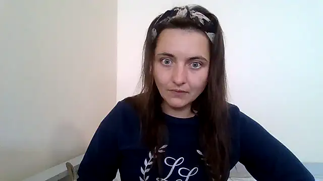 DInaraXRose online show from September 14, 11:42 am