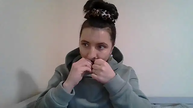 DInaraXRose online show from January 19, 11:03 am