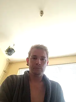 piercingpik online show from September 28, 9:25 am