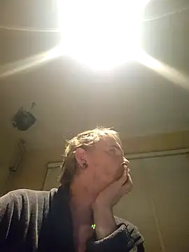 piercingpik online show from December 14, 5:51 pm