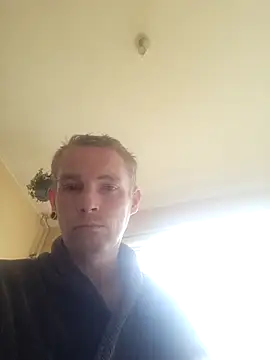 piercingpik online show from March 12, 1:06 pm