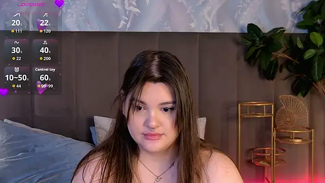 EmilyHyde online show from March 1, 10:28 am