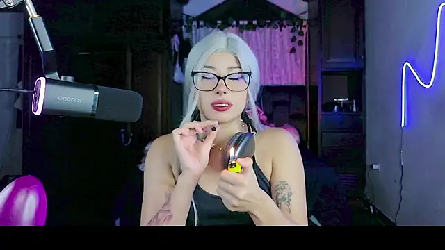 Shisuku Sophi online show from November 23, 3:17 am