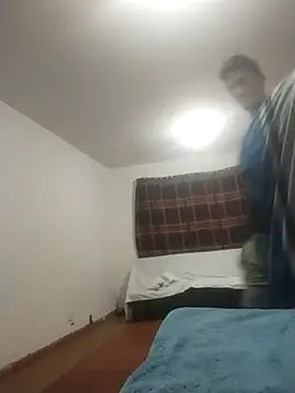 Camachito332 online show from April 29, 11:33 pm