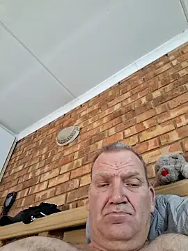 wallacelegend online show from February 26, 5:50 am